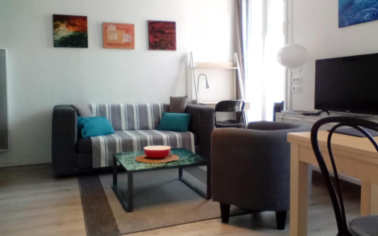 Les Bonbonieres D'Andrea Gavinies Pellegrin Apartman Bordeaux Kültér fotó