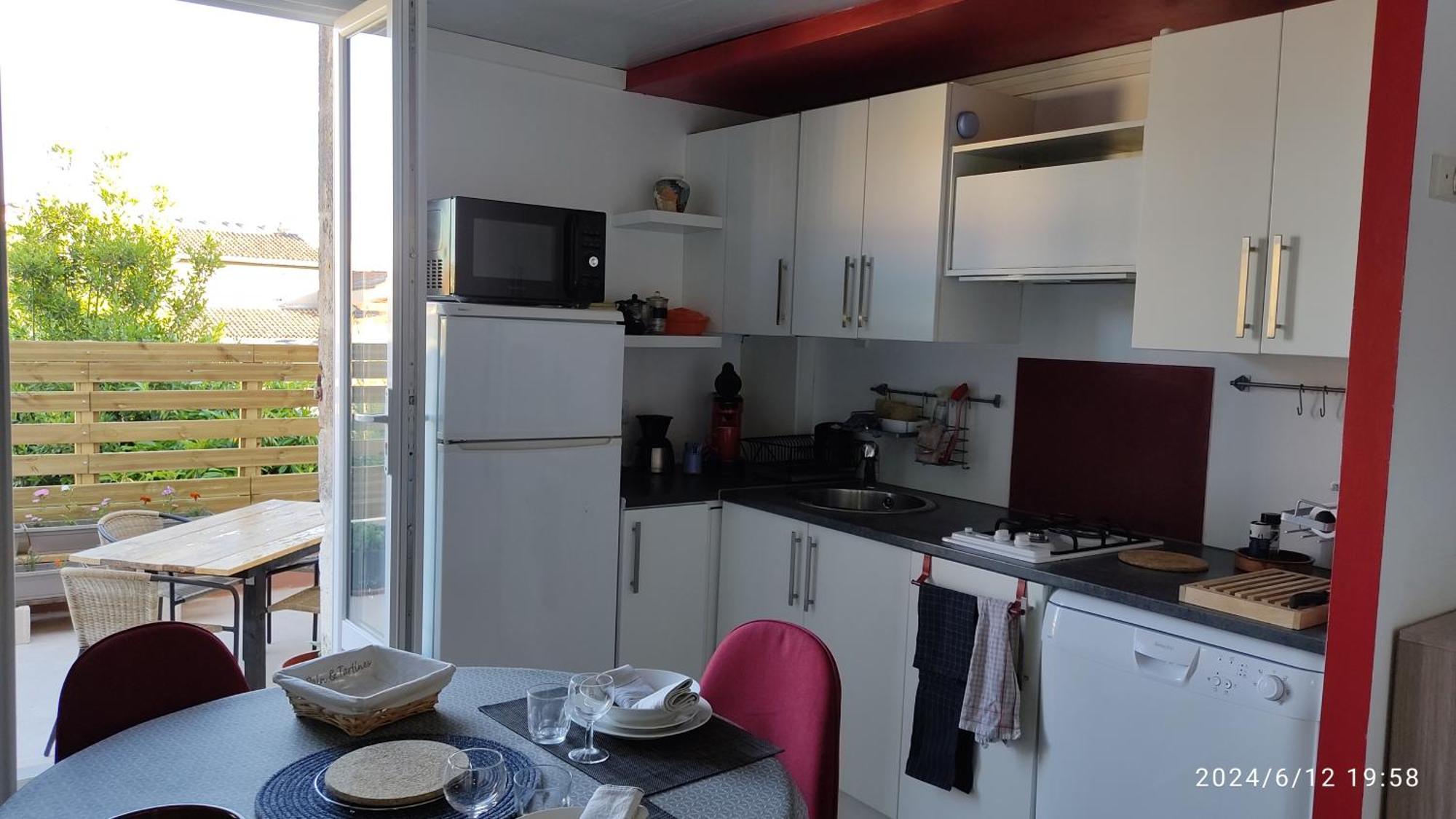 Les Bonbonieres D'Andrea Gavinies Pellegrin Apartman Bordeaux Kültér fotó