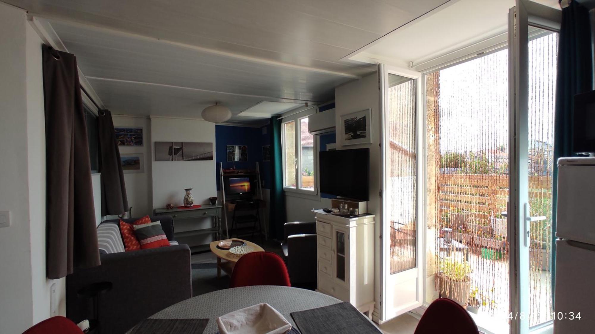Les Bonbonieres D'Andrea Gavinies Pellegrin Apartman Bordeaux Kültér fotó